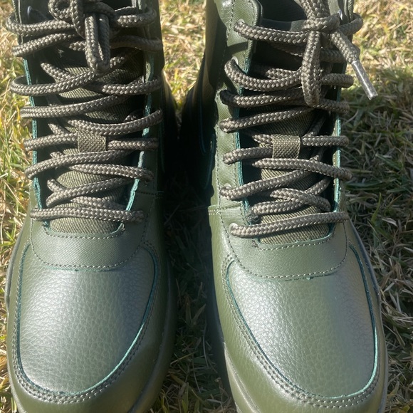 mens nike goaterra boots